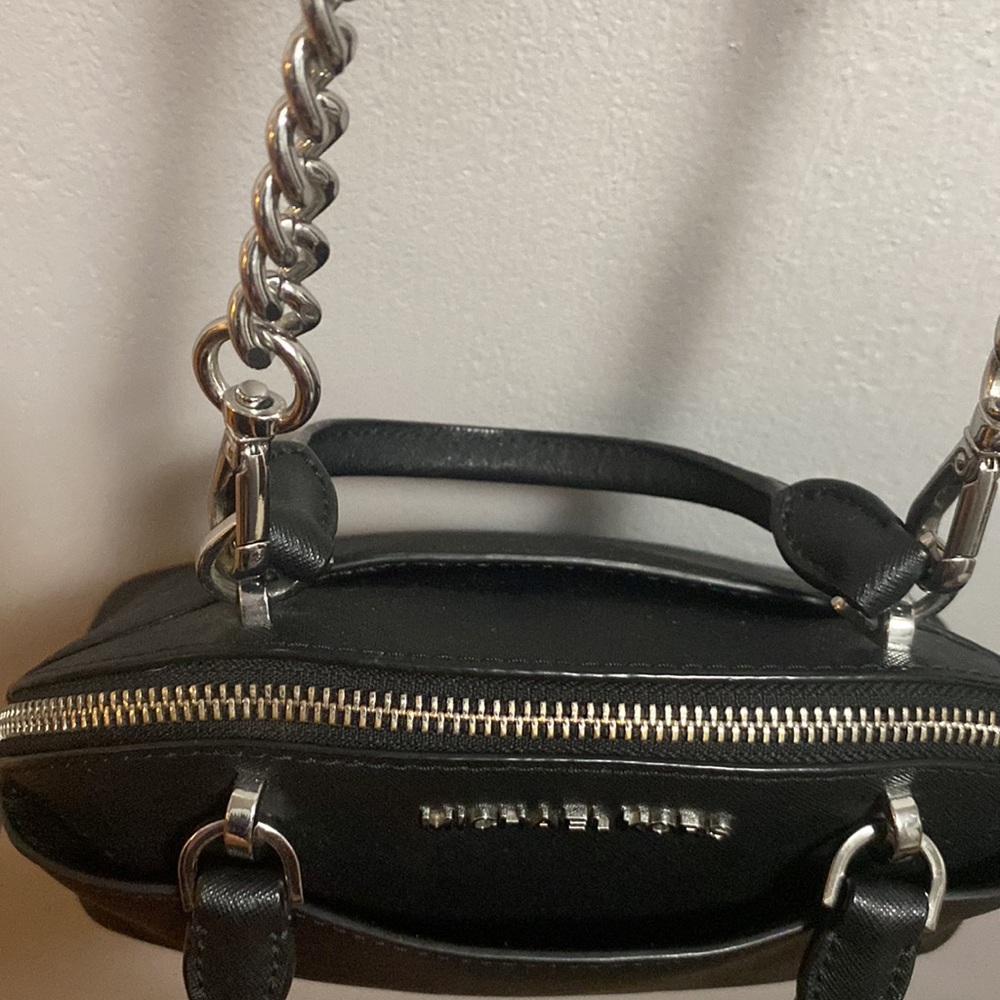 Michael Kors Crossbody - Picture 3 of 6